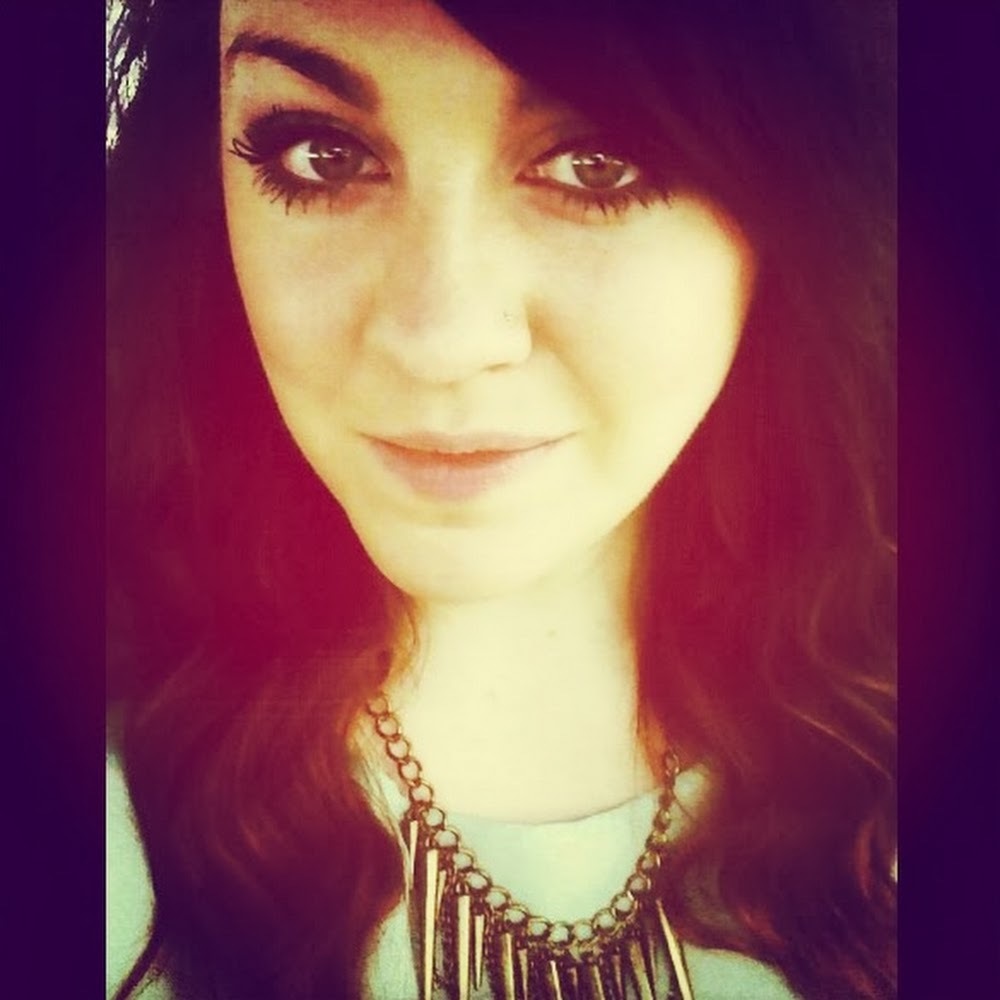Meet your Posher, Whitney